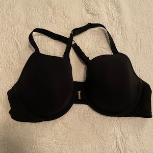 Cacique front clasp lace cross back Lightly lined  t-shirt bra